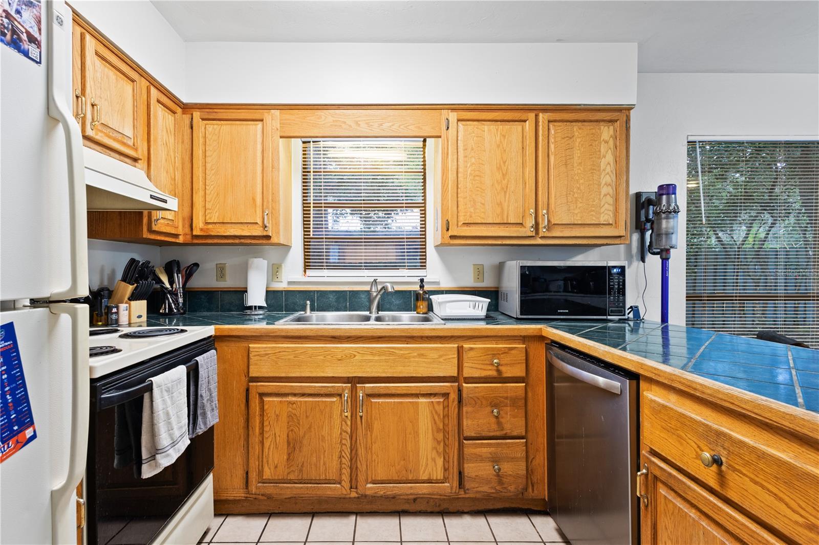 Image 22 of 48 For 20 24th Street