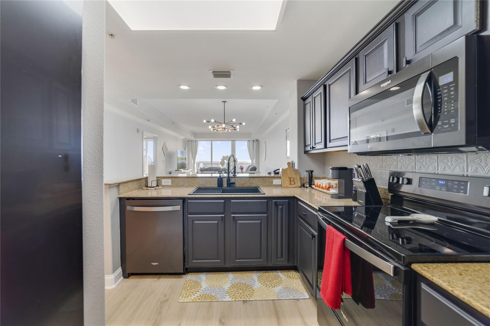 Image 17 of 37 For 13427 Blue Heron Beach Drive 1805