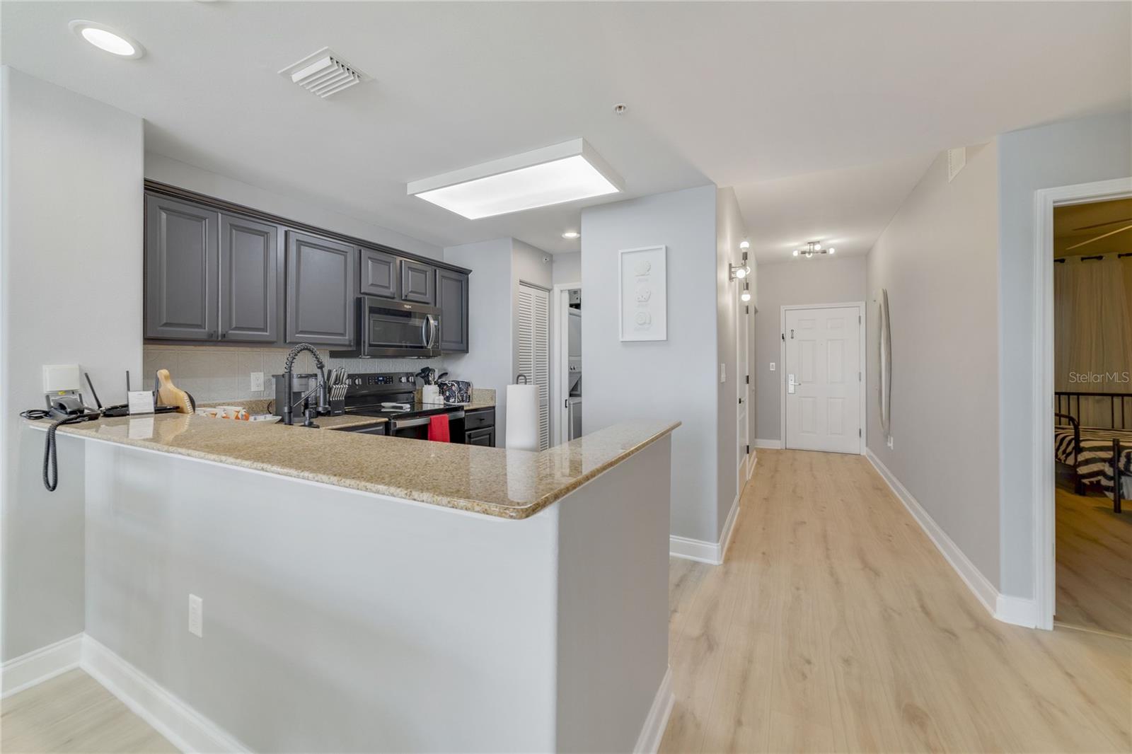 Image 19 of 37 For 13427 Blue Heron Beach Drive 1805