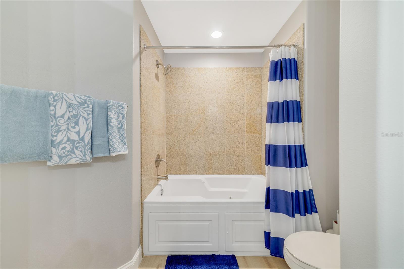 Image 23 of 37 For 13427 Blue Heron Beach Drive 1805