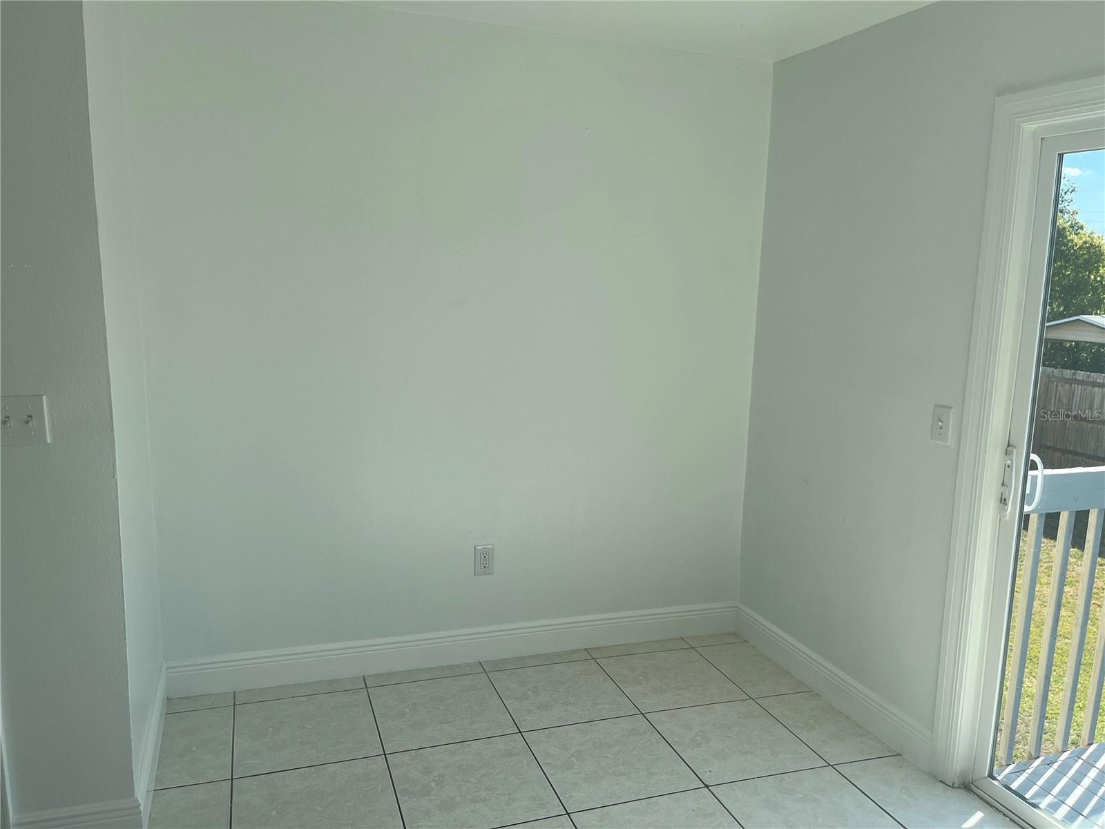 Image 11 of 19 For 1840 Caralee Boulevard 4