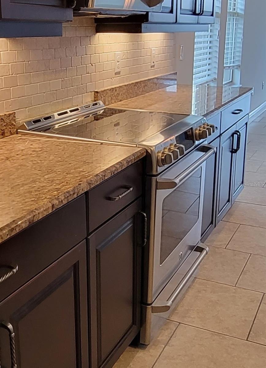 Image 7 of 71 For 16136 Wind View Lane