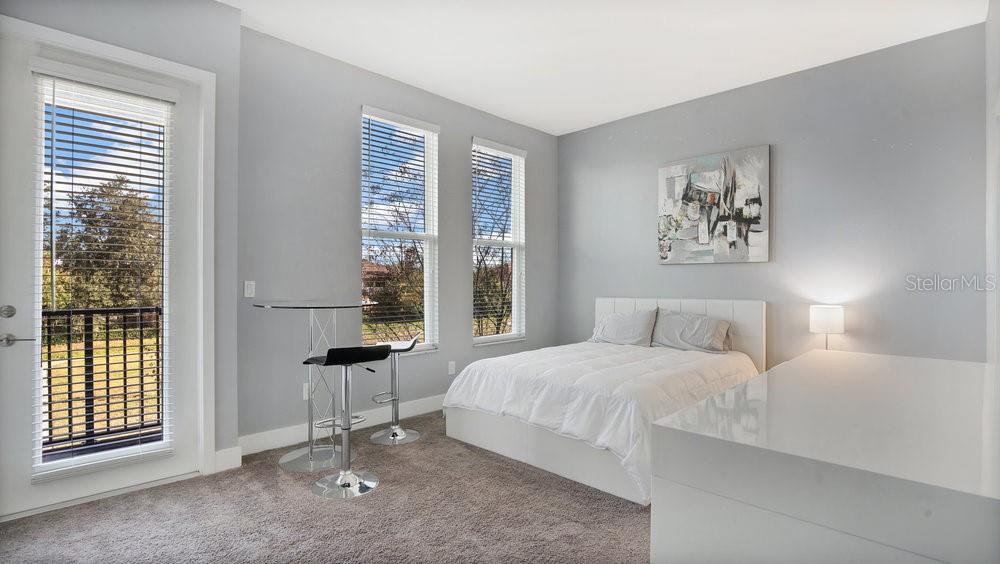 Image 10 of 26 For 1861 Houston Street