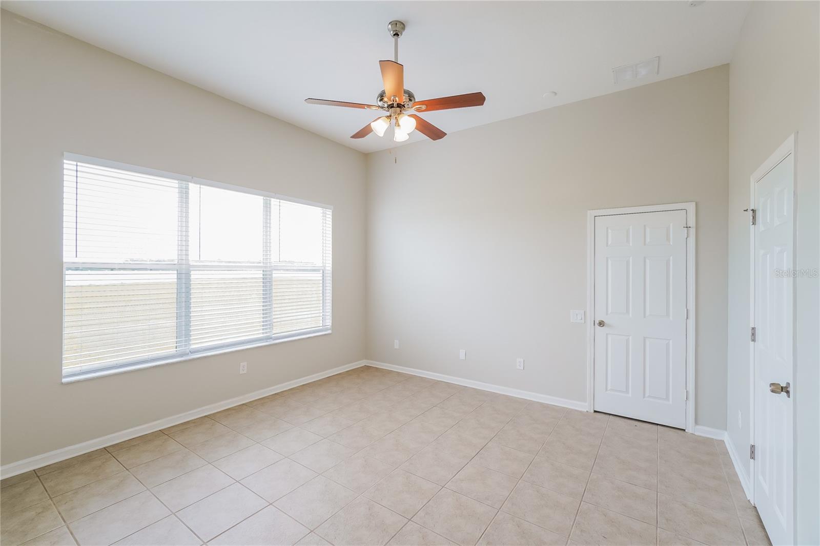 Image 7 of 16 For 521 Painted Leaf Drive