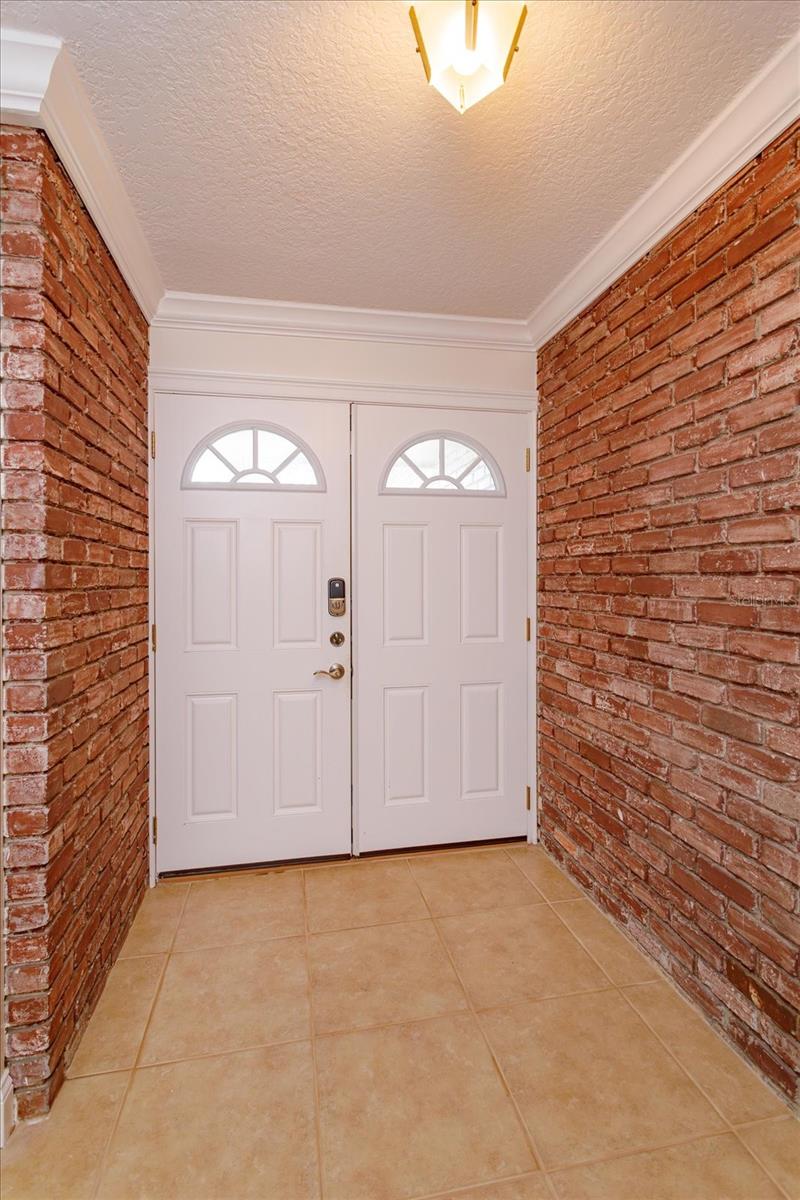 Image 3 of 45 For 326 Fitzhugh Road