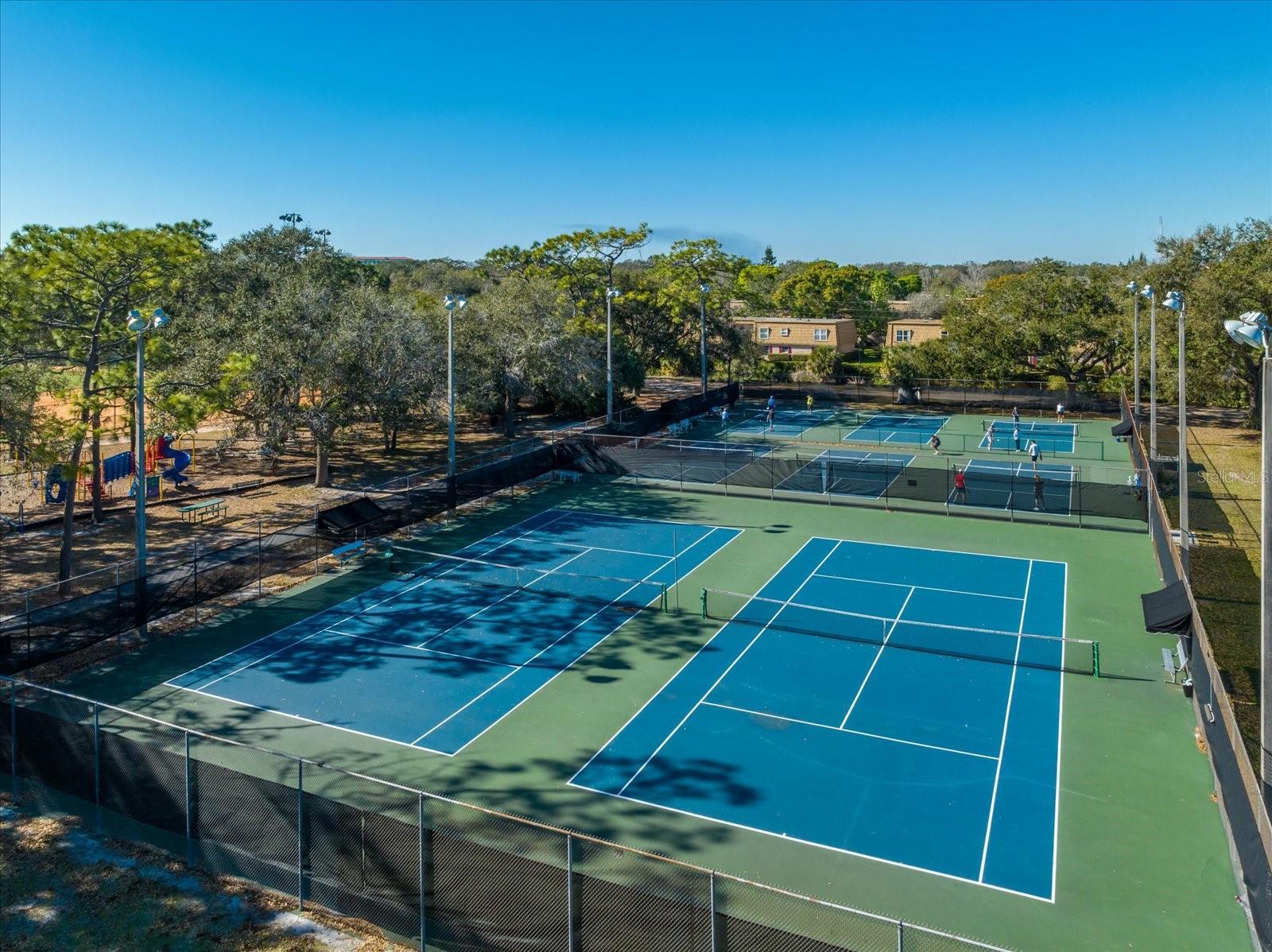 Image 42 of 45 For 326 Fitzhugh Road