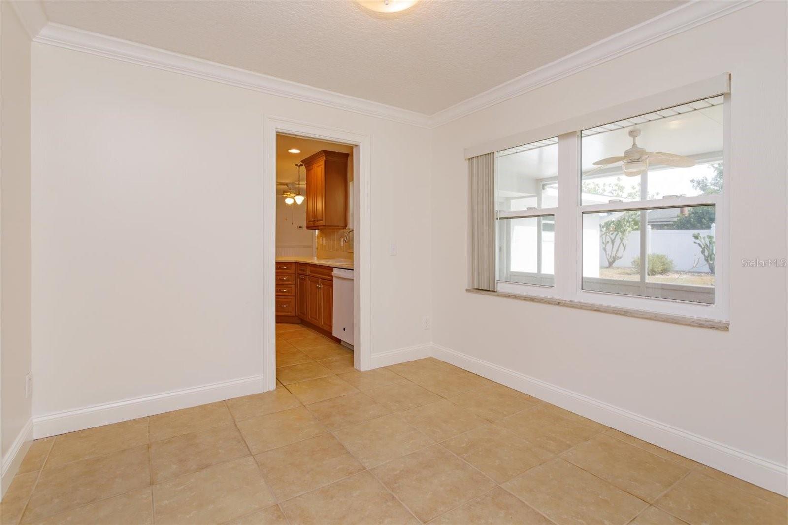 Image 5 of 45 For 326 Fitzhugh Road