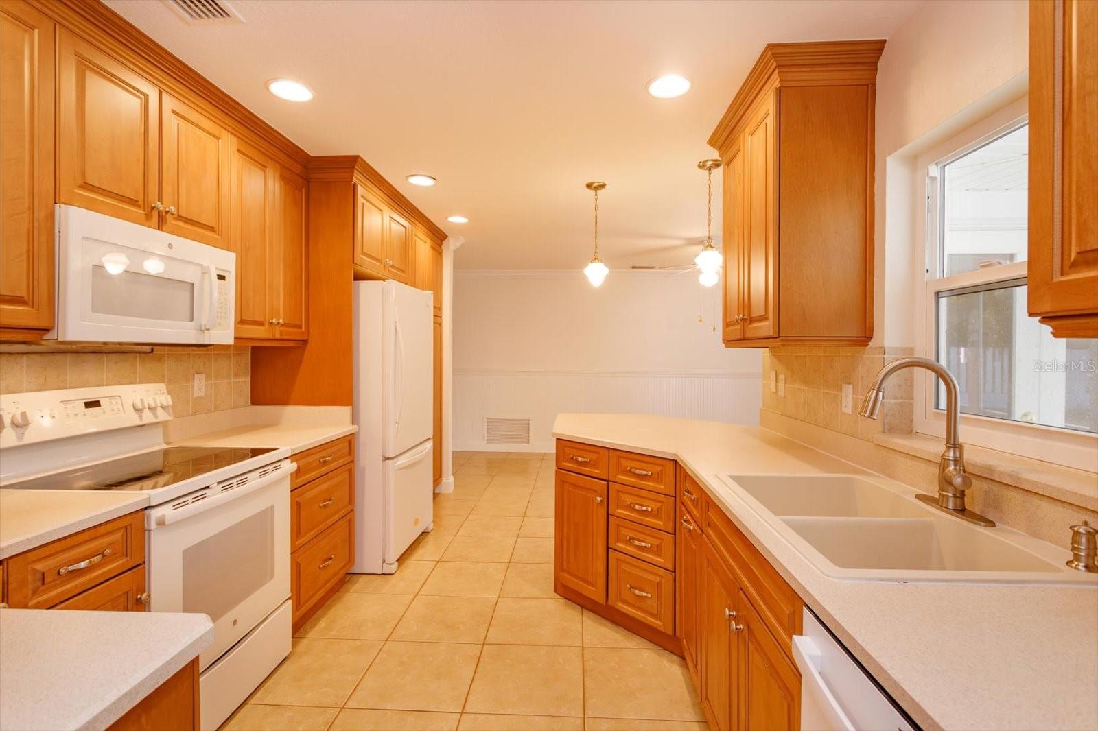 Image 9 of 45 For 326 Fitzhugh Road