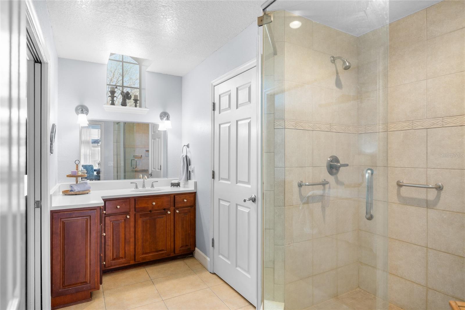 Image 19 of 40 For 1523 Farrindon Circle 1523