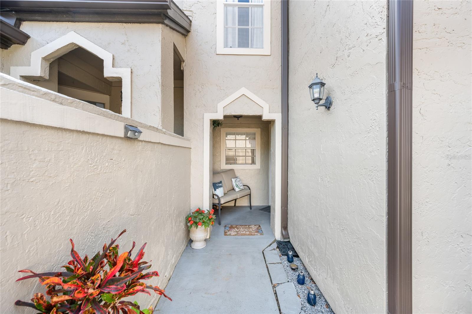 Image 4 of 40 For 1523 Farrindon Circle 1523