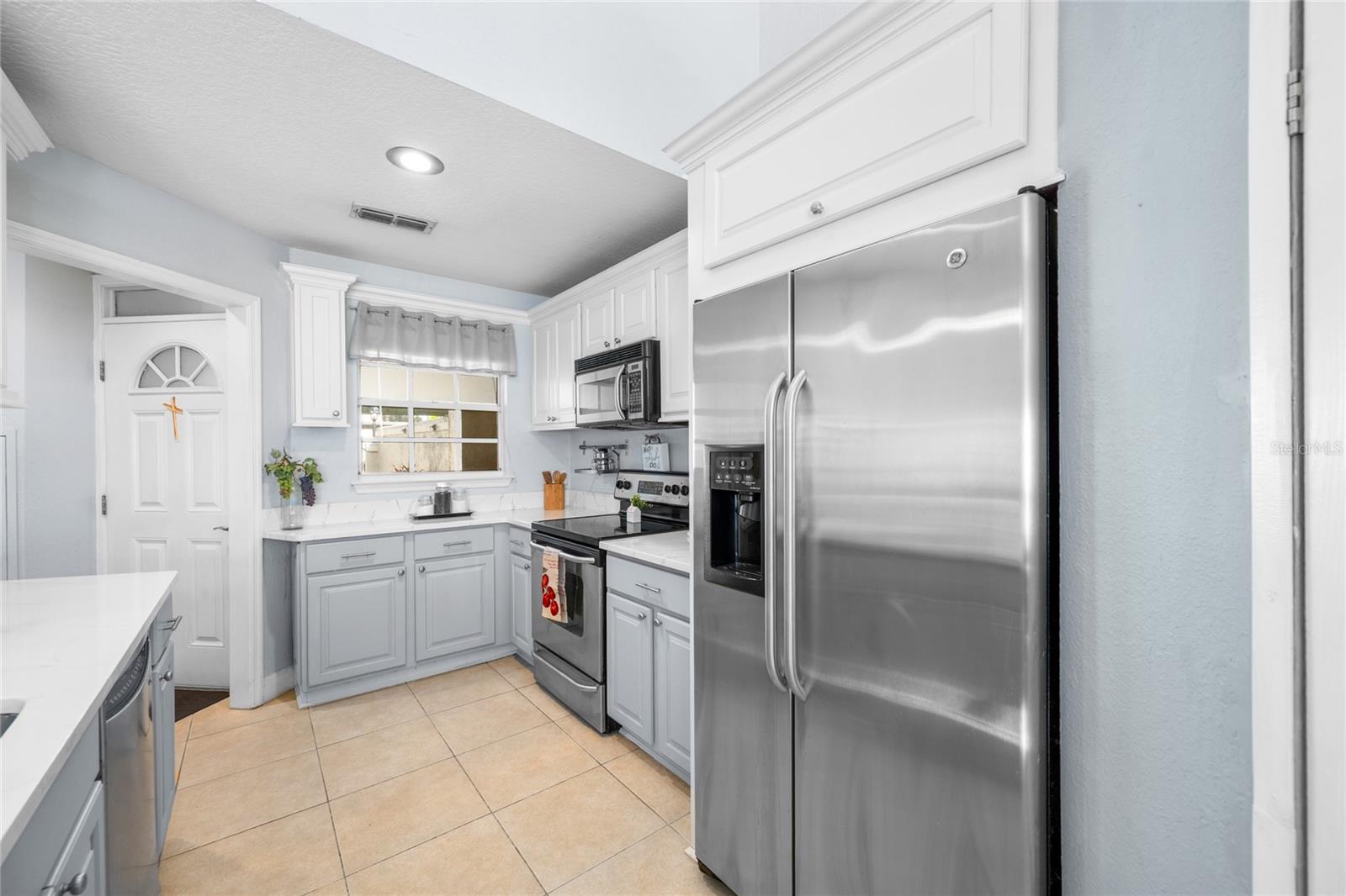 Image 9 of 40 For 1523 Farrindon Circle 1523