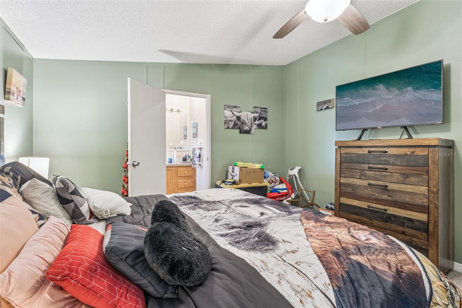 Image 10 of 21 For 4 Cayman Circle