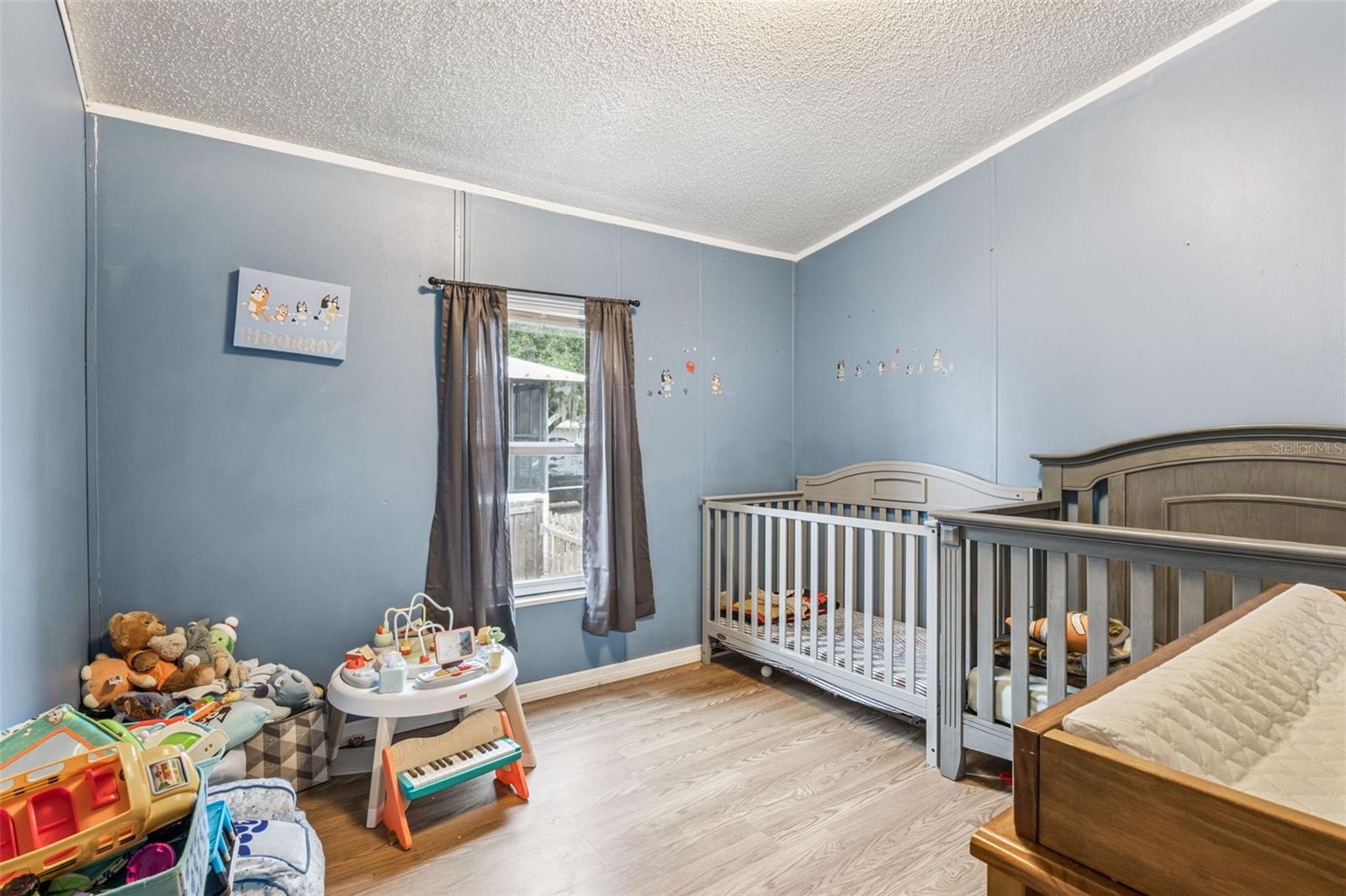 Image 14 of 21 For 4 Cayman Circle