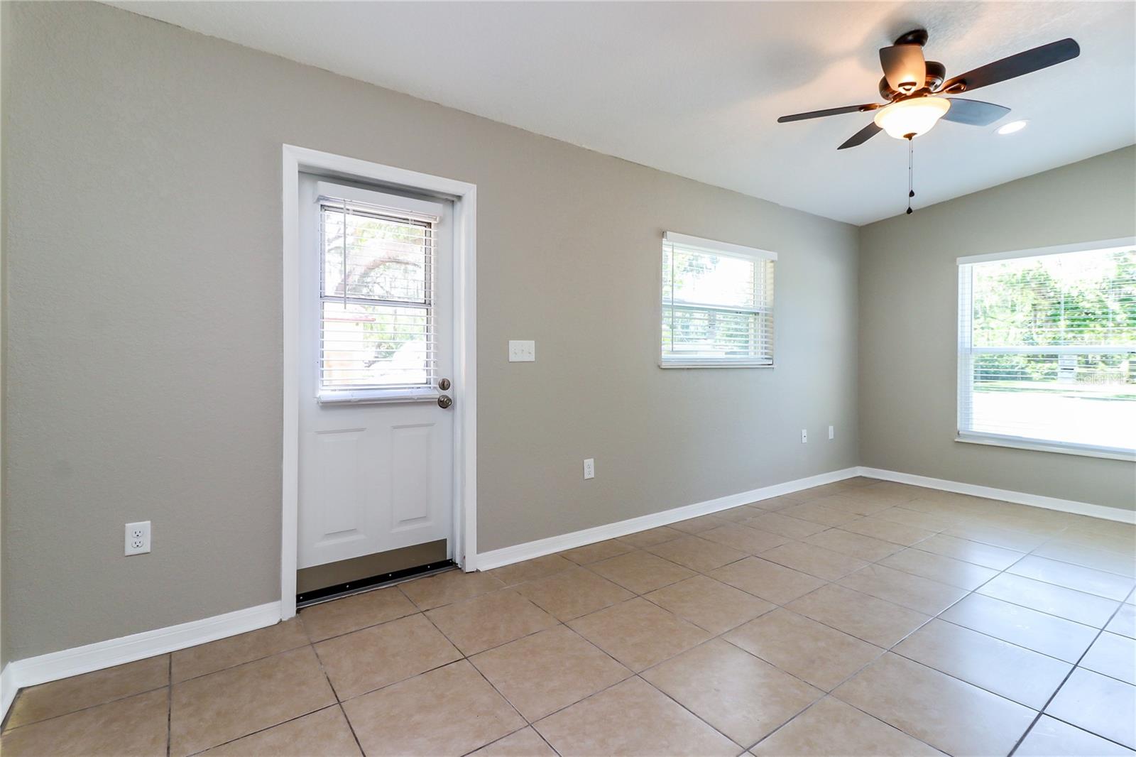 Image 6 of 16 For 1204 Maryland Avenue