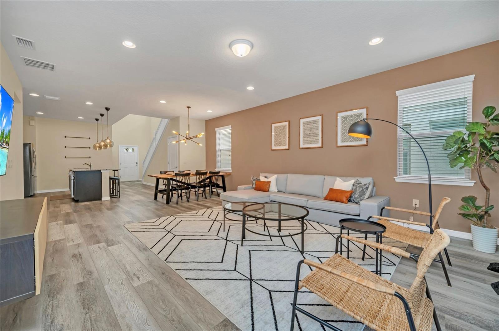 Image 15 of 59 For 1801 Nice Court