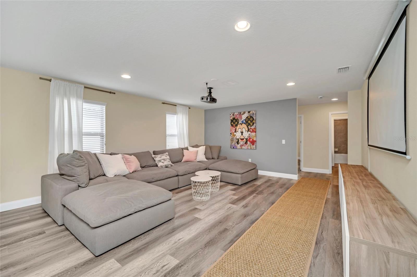 Image 21 of 59 For 1801 Nice Court