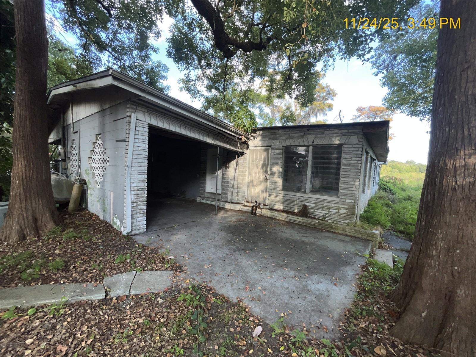 Image 28 of 39 For 4711 Rio Grande Avenue