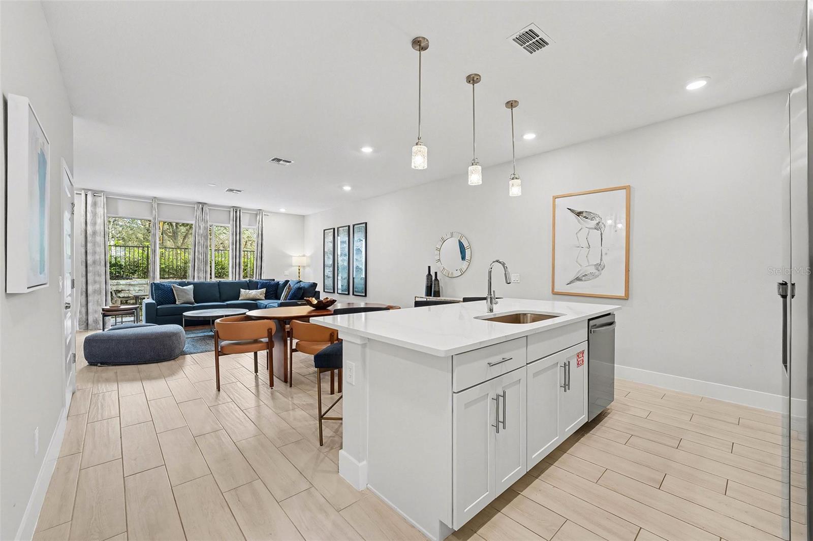 Image 10 of 30 For 7841 Spectrum Drive