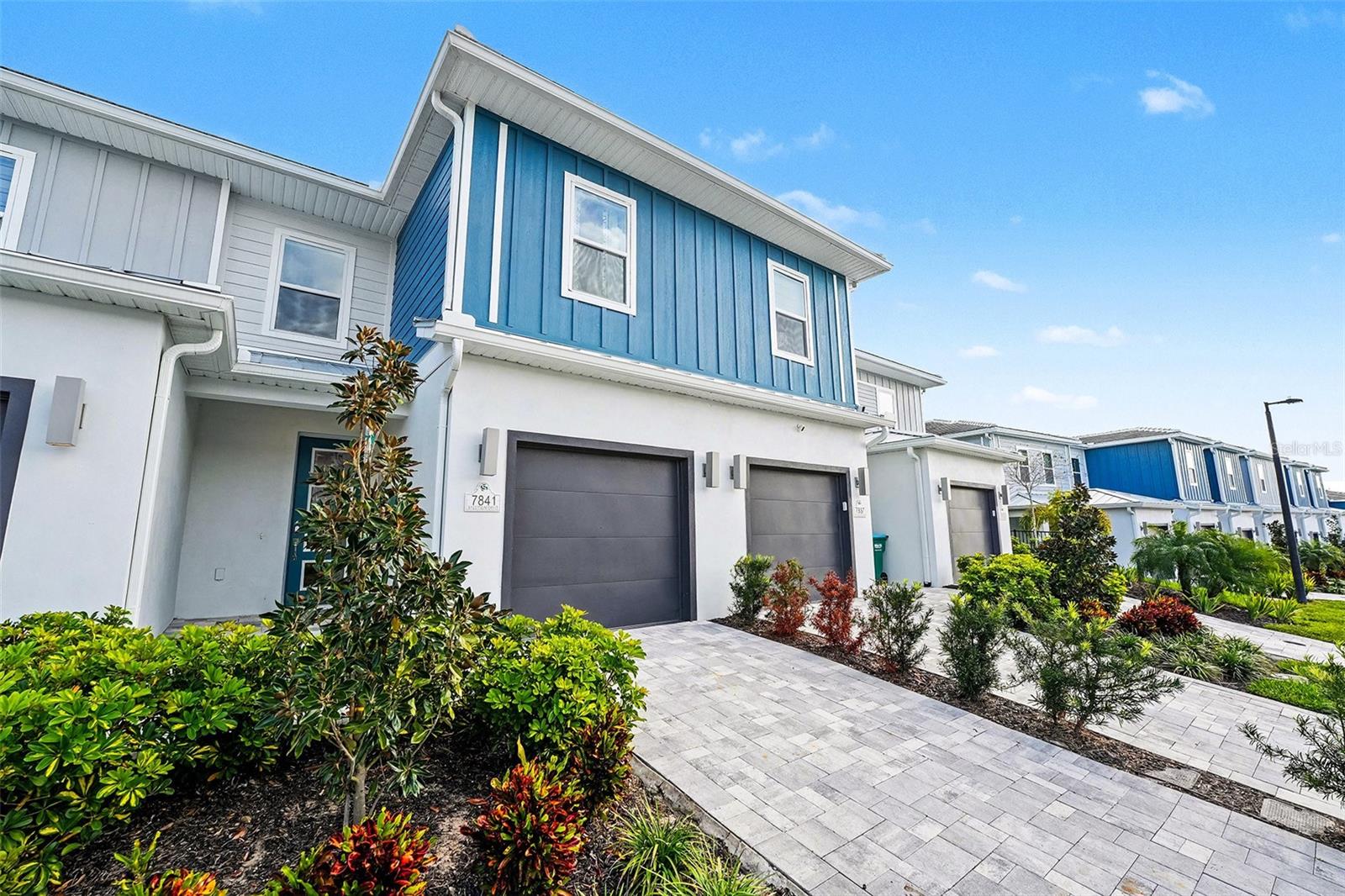 Image 2 of 30 For 7841 Spectrum Drive