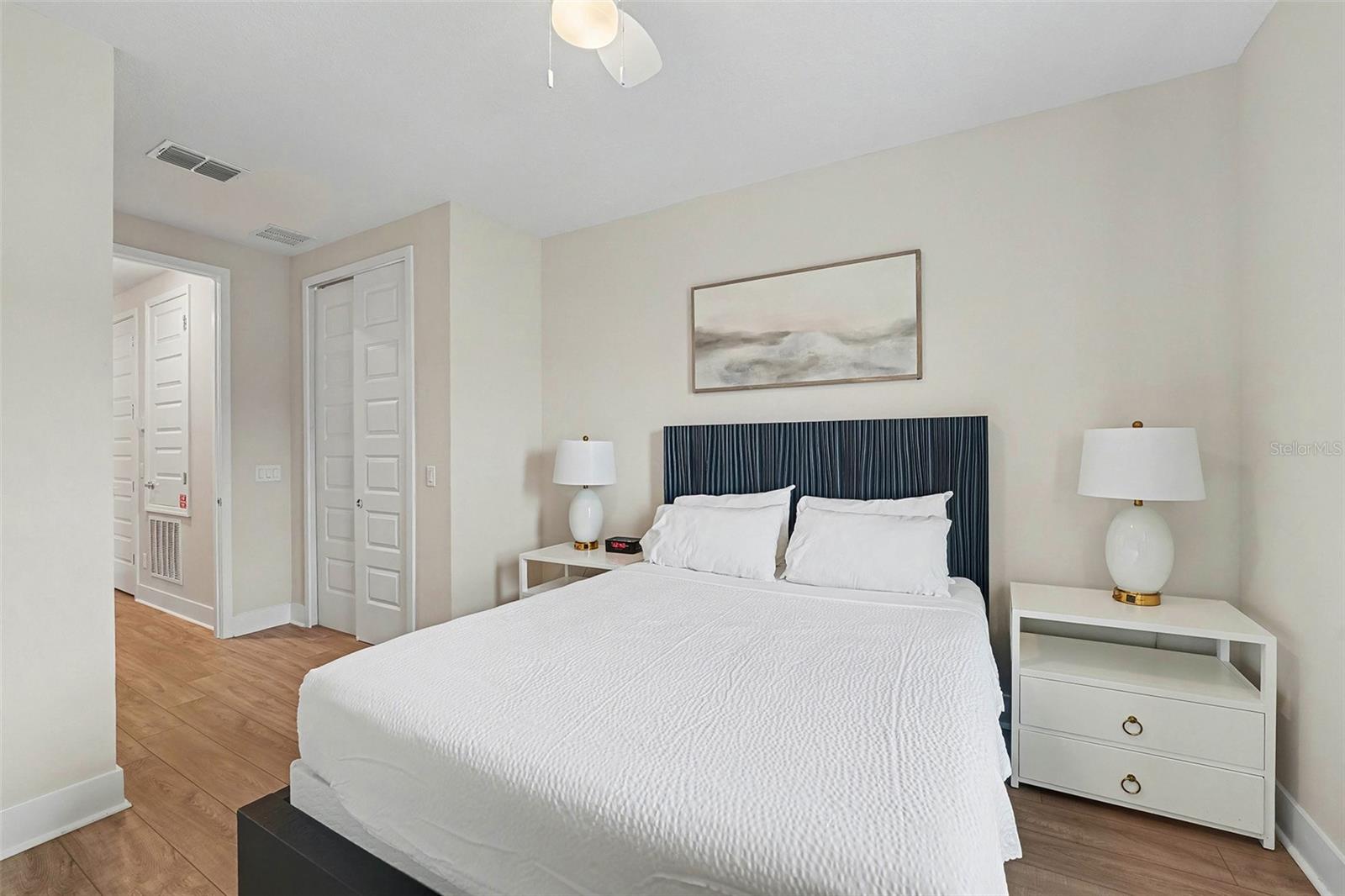 Image 22 of 30 For 7841 Spectrum Drive