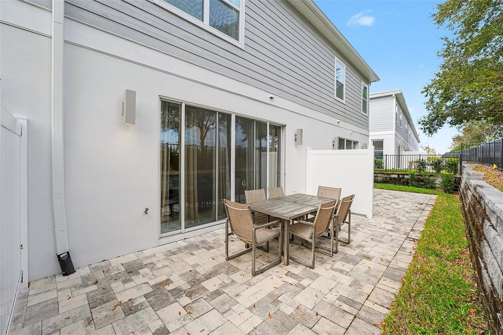 Image 28 of 30 For 7841 Spectrum Drive