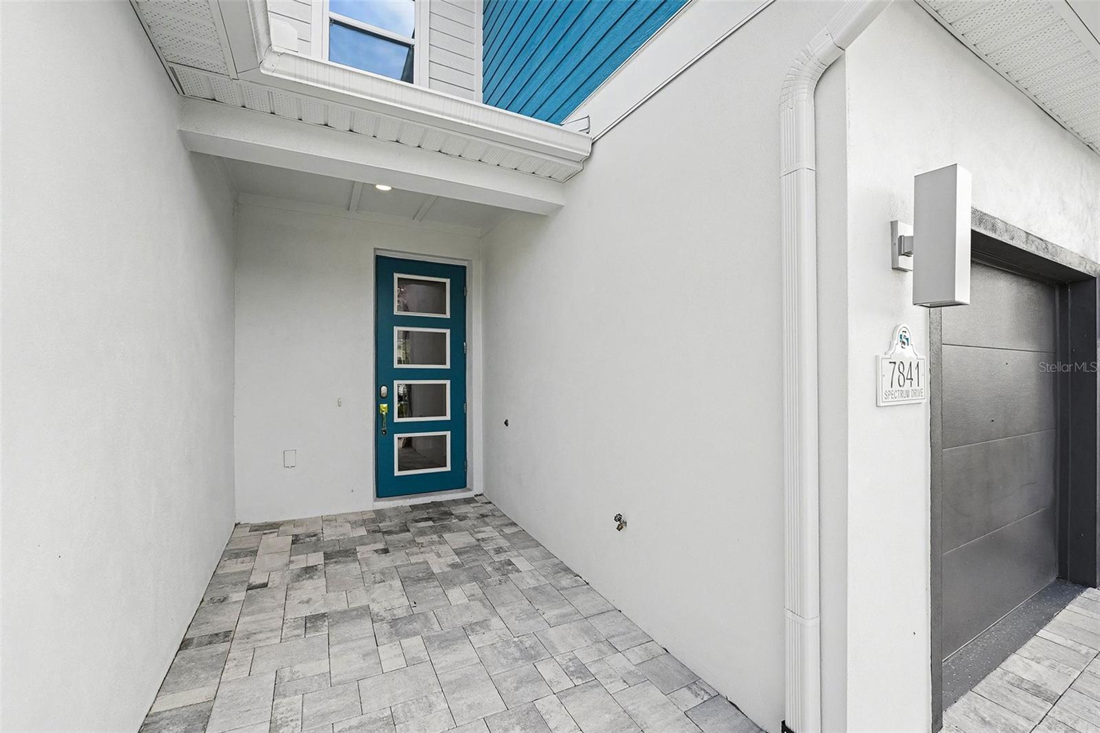 Image 3 of 30 For 7841 Spectrum Drive