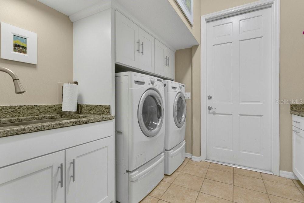 Image 24 of 33 For 8717 Ellesmere Place