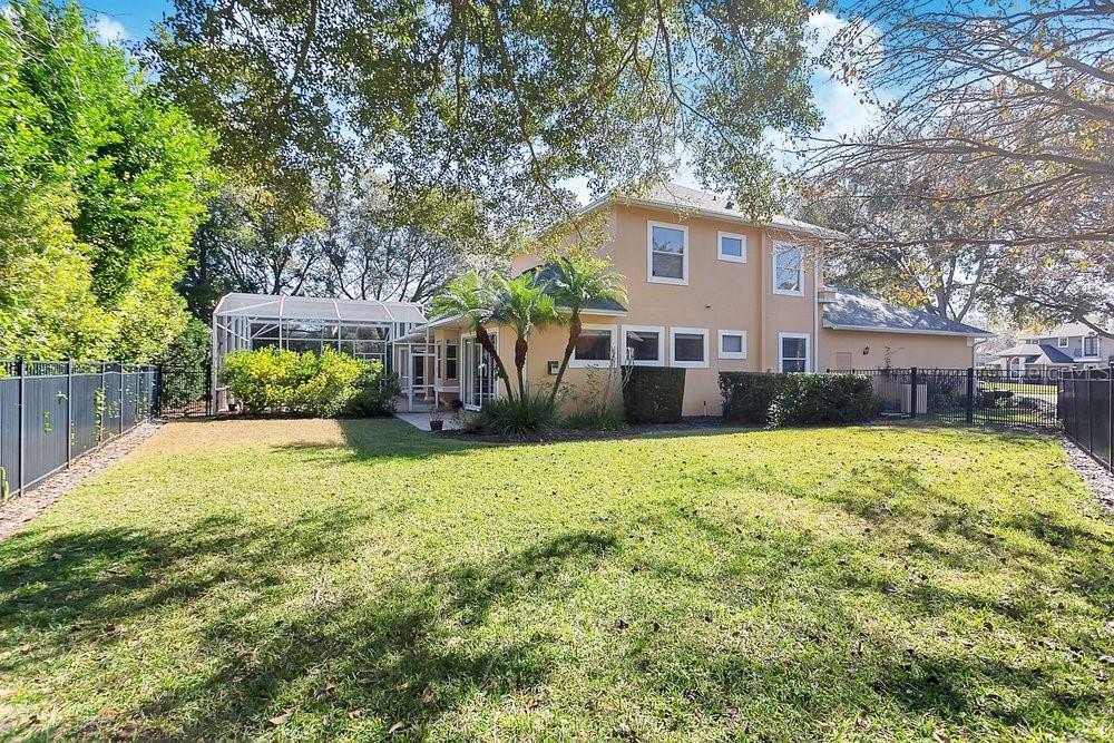 Image 30 of 33 For 8717 Ellesmere Place