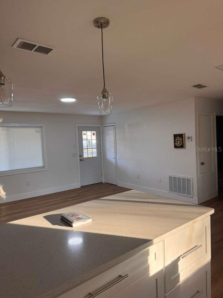 Image 3 of 20 For 508 John Street