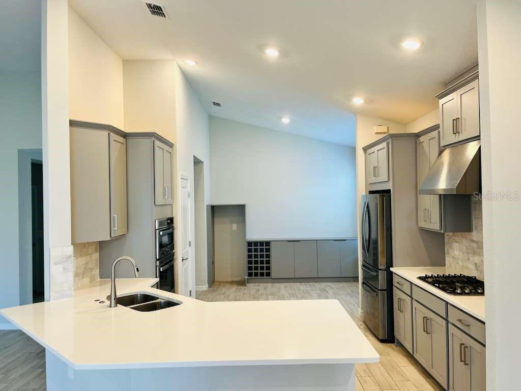 Image 7 of 35 For 2126 Ridge Pointe Lane