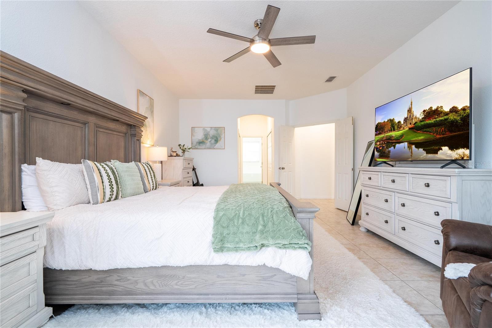 Image 26 of 81 For 3774 Eagle Isle Circle