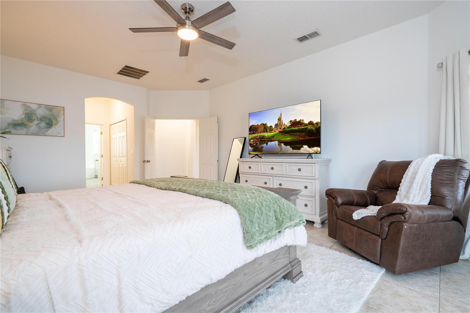 Image 27 of 81 For 3774 Eagle Isle Circle