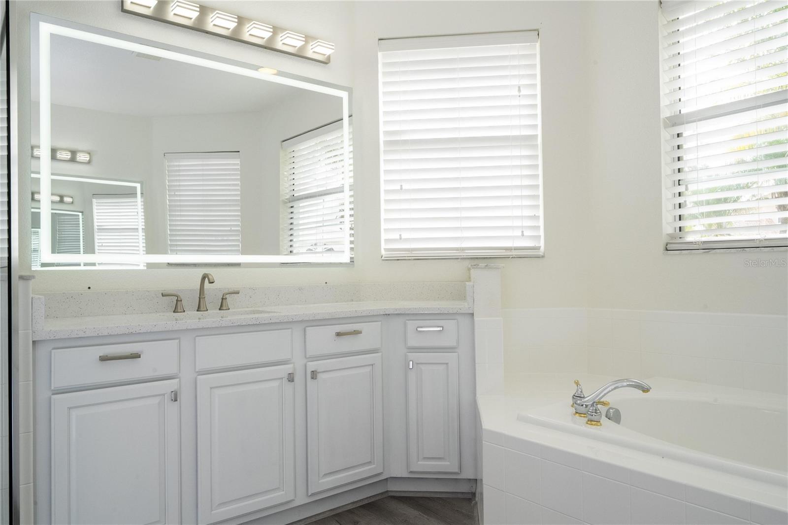 Image 32 of 81 For 3774 Eagle Isle Circle