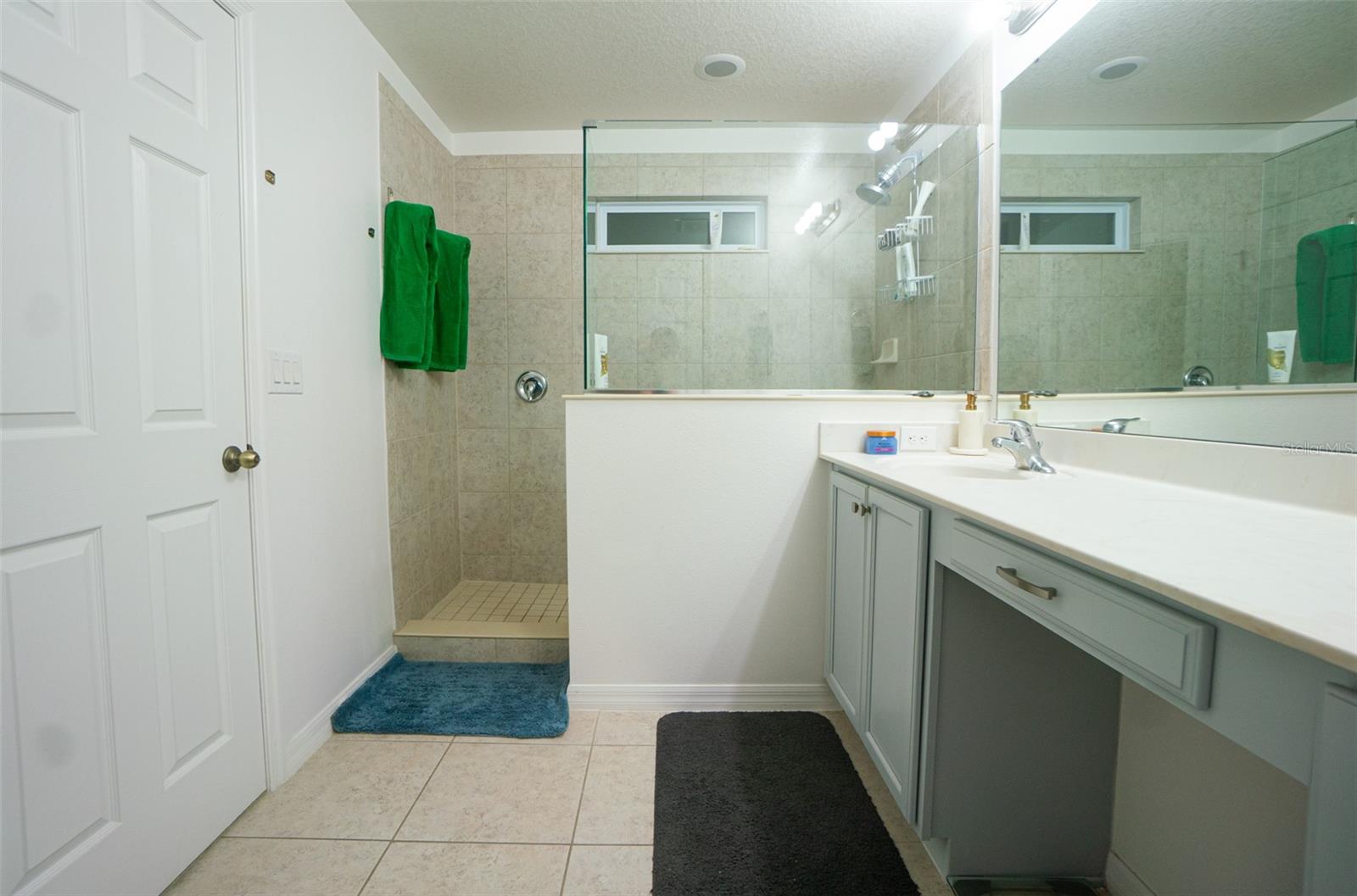 Image 13 of 17 For 7924 Edgewood Forest Drive