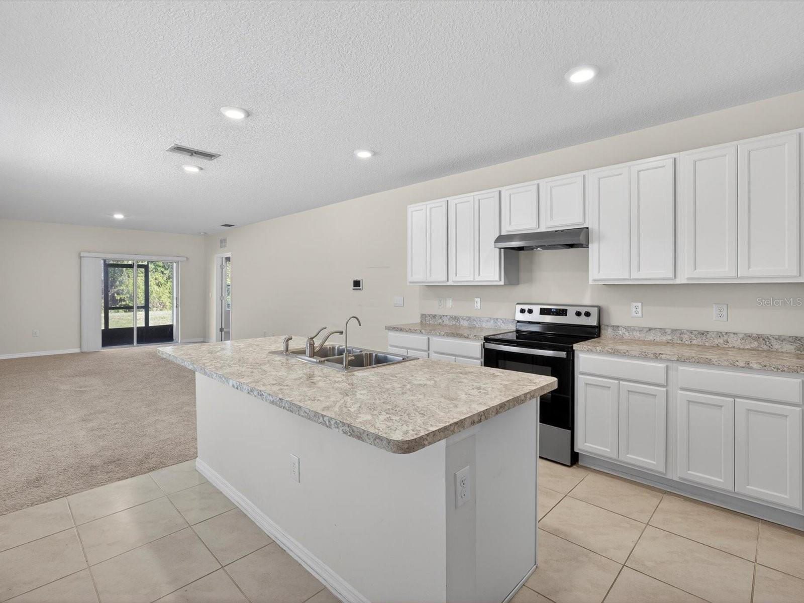 Image 5 of 37 For 209 Gina Lane