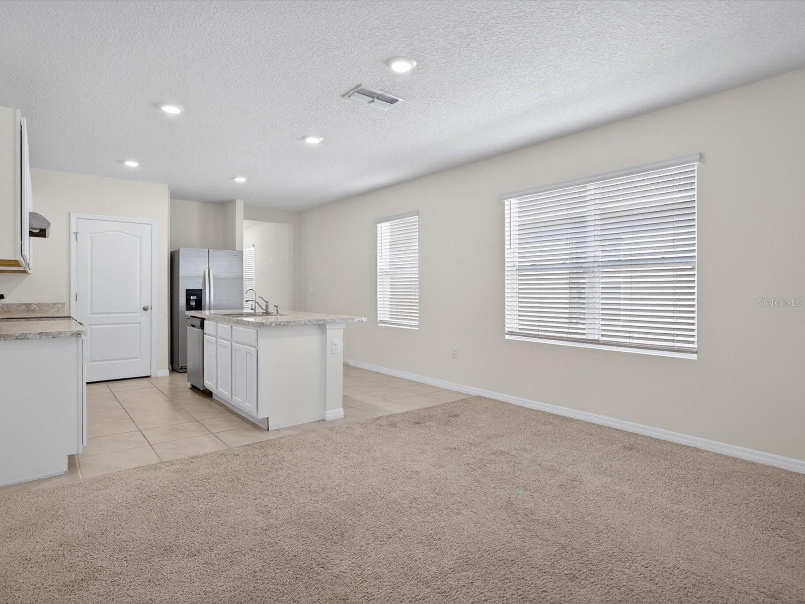 Image 7 of 37 For 209 Gina Lane