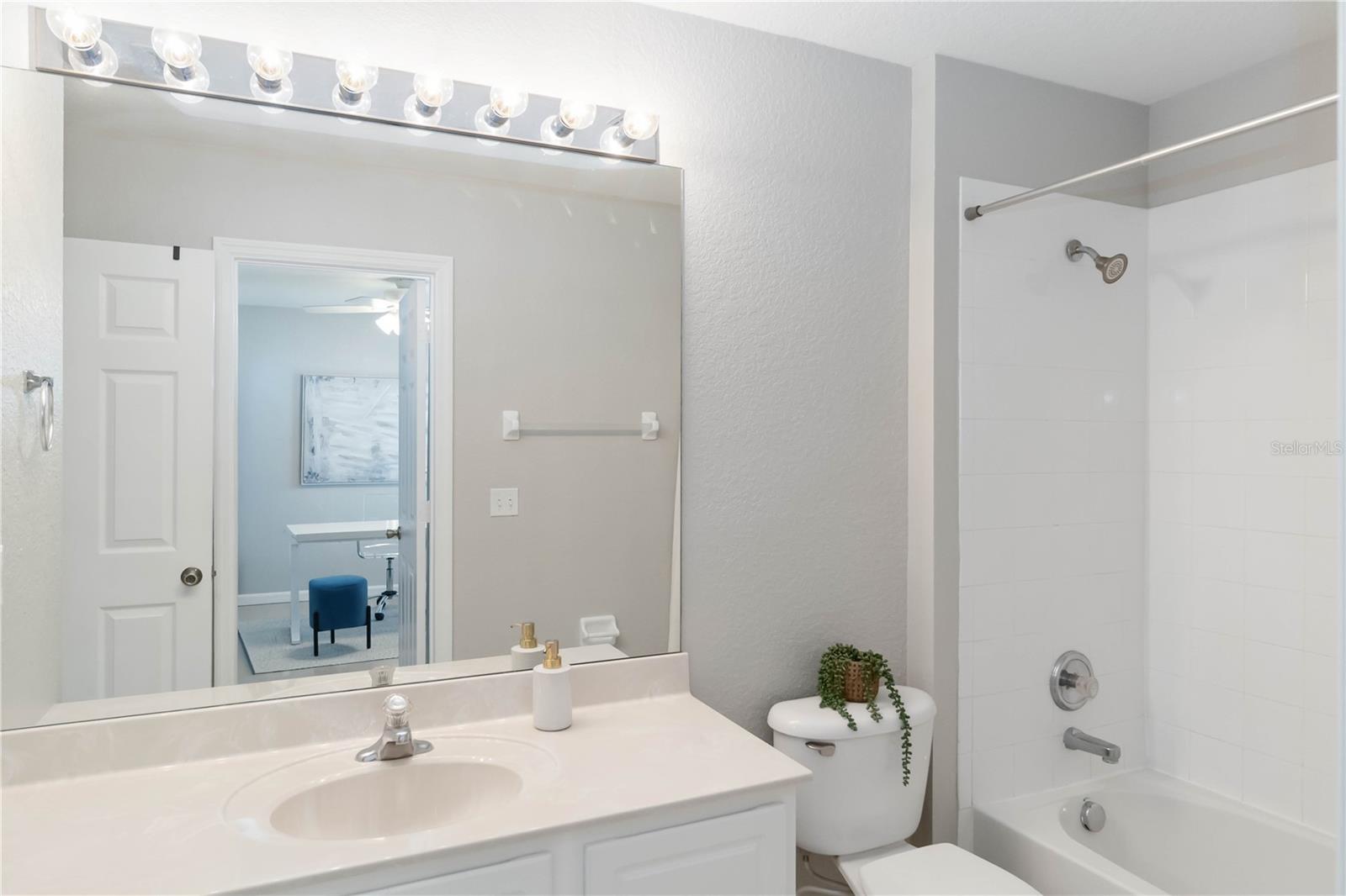 Image 39 of 54 For 13519 Bicton Lane