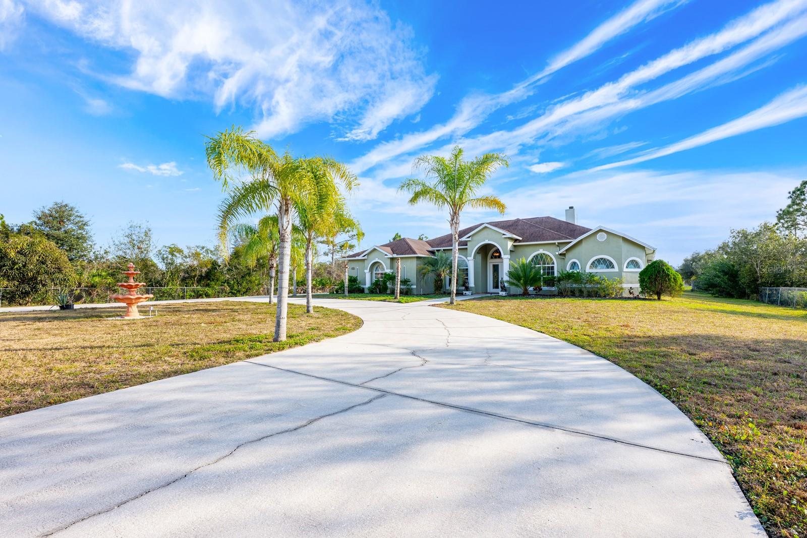 Image 41 of 45 For 18714 Northcliff Street