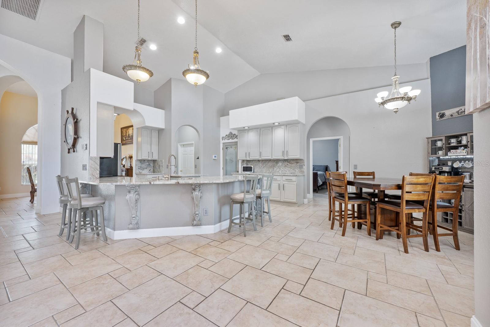 Image 8 of 45 For 18714 Northcliff Street