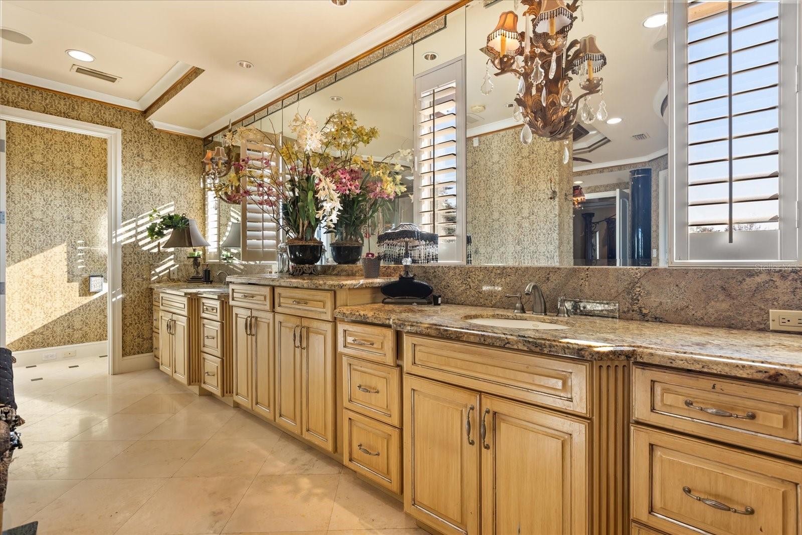 Image 31 of 87 For 2405 Alaqua Drive