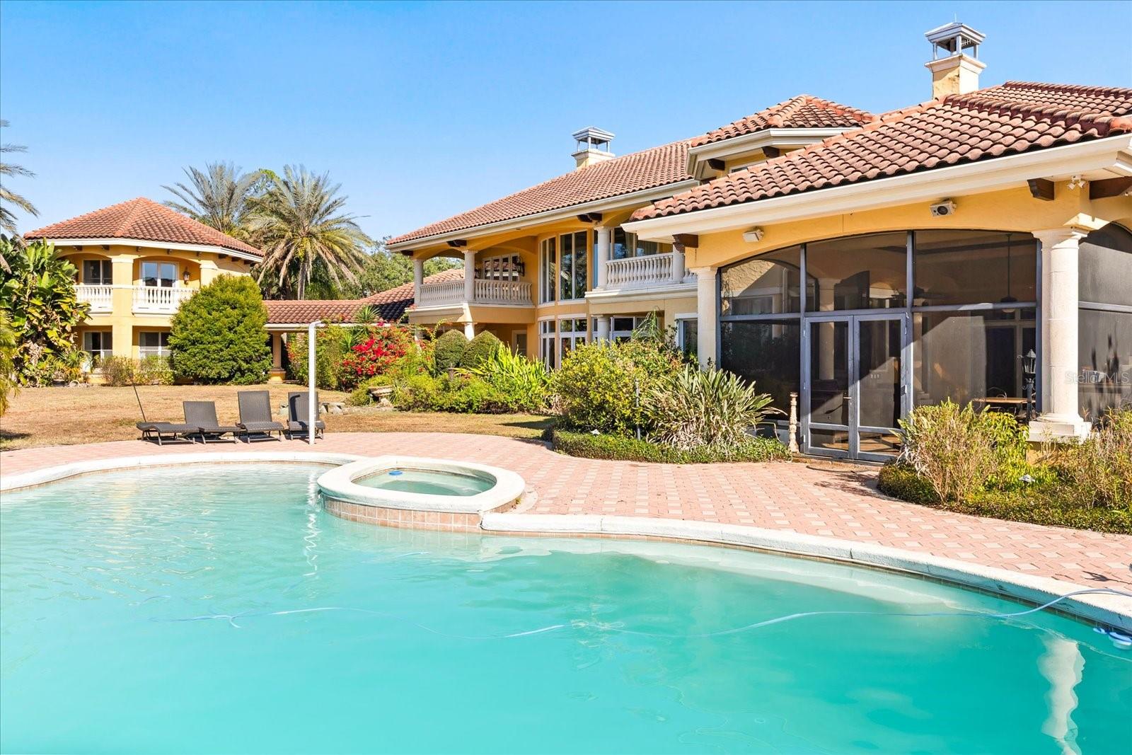 Image 66 of 87 For 2405 Alaqua Drive