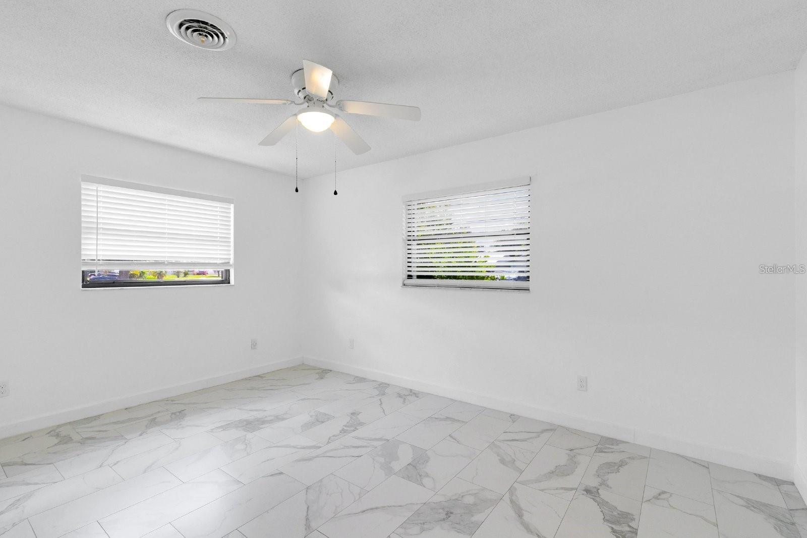 Image 13 of 17 For 10625 Bresslyn Boulevard