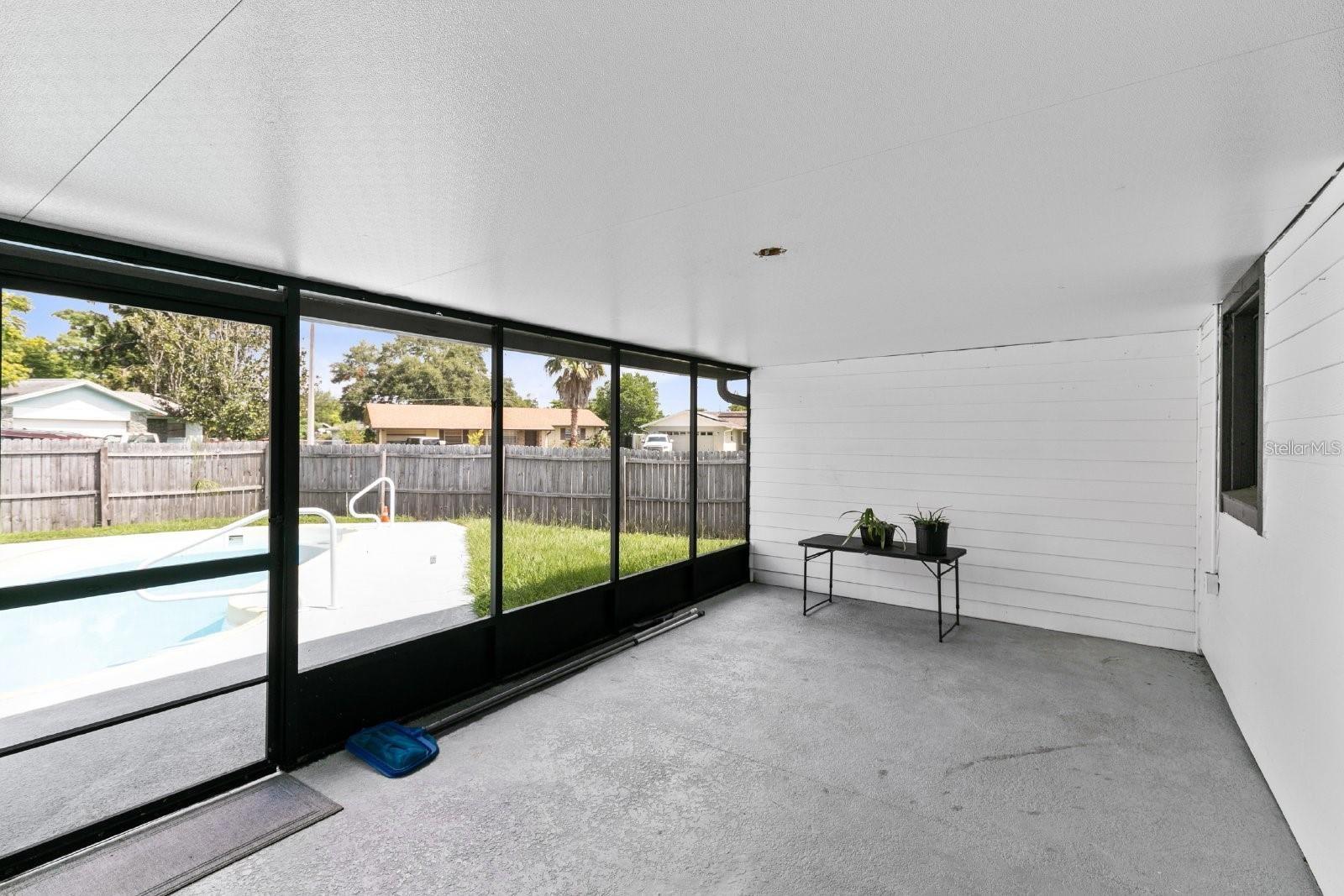 Image 15 of 17 For 10625 Bresslyn Boulevard