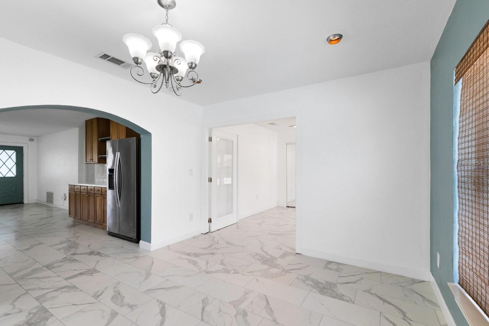 Image 7 of 17 For 10625 Bresslyn Boulevard