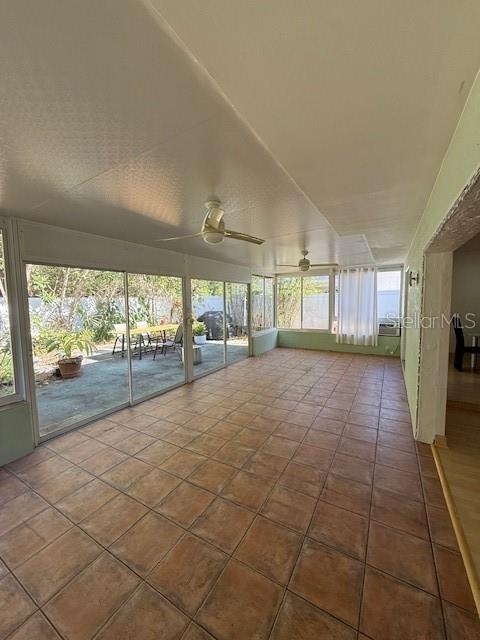 Image 19 of 32 For 2913 Abbey Court