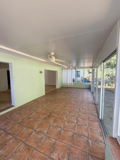 Image 21 of 32 For 2913 Abbey Court