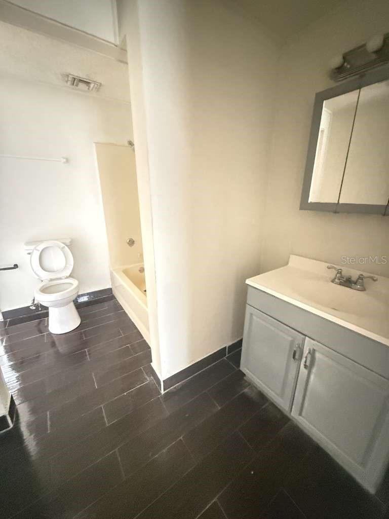 Image 12 of 25 For 408 Takoma  