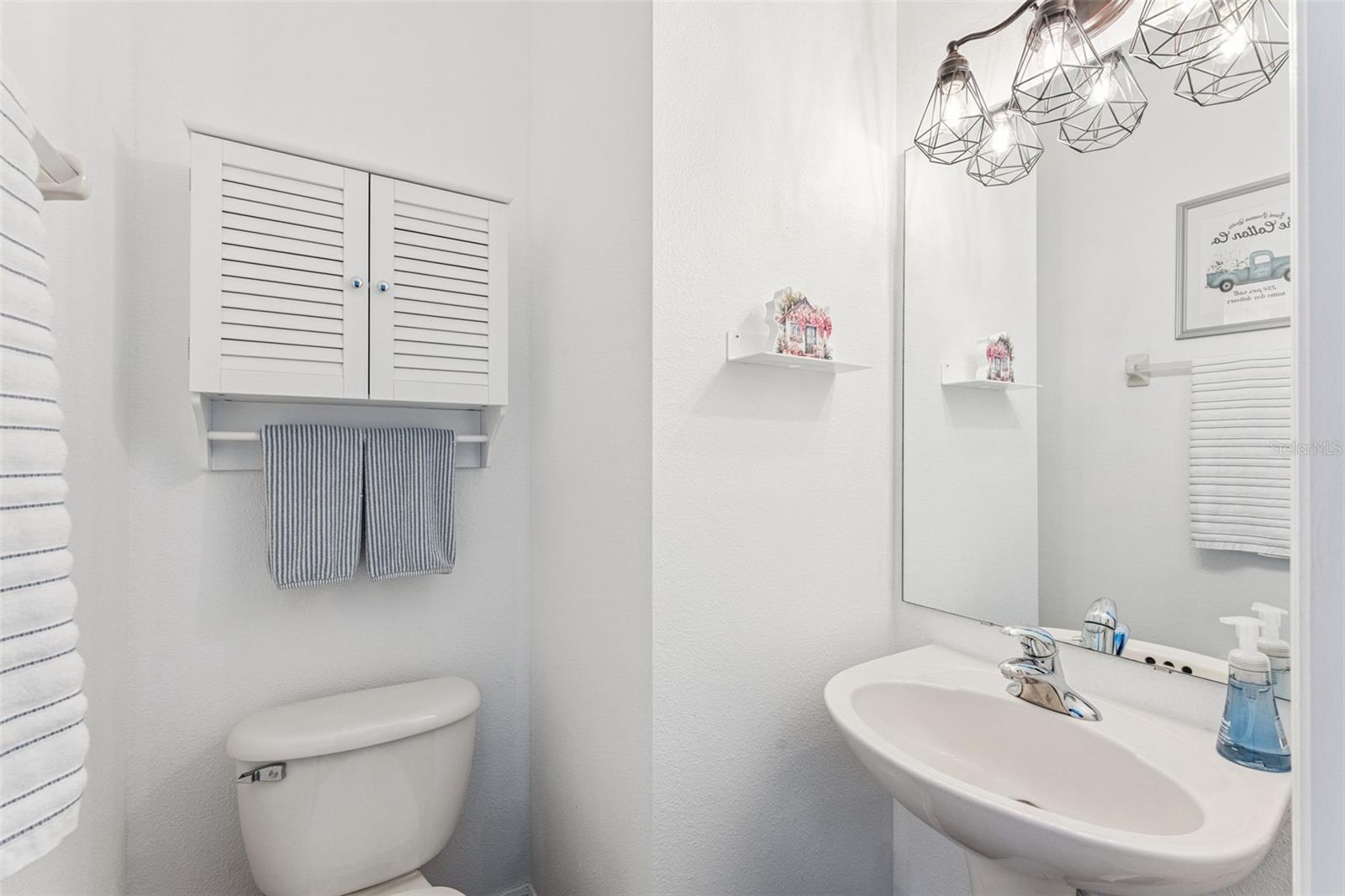 Image 22 of 45 For 12862 Langstaff Drive