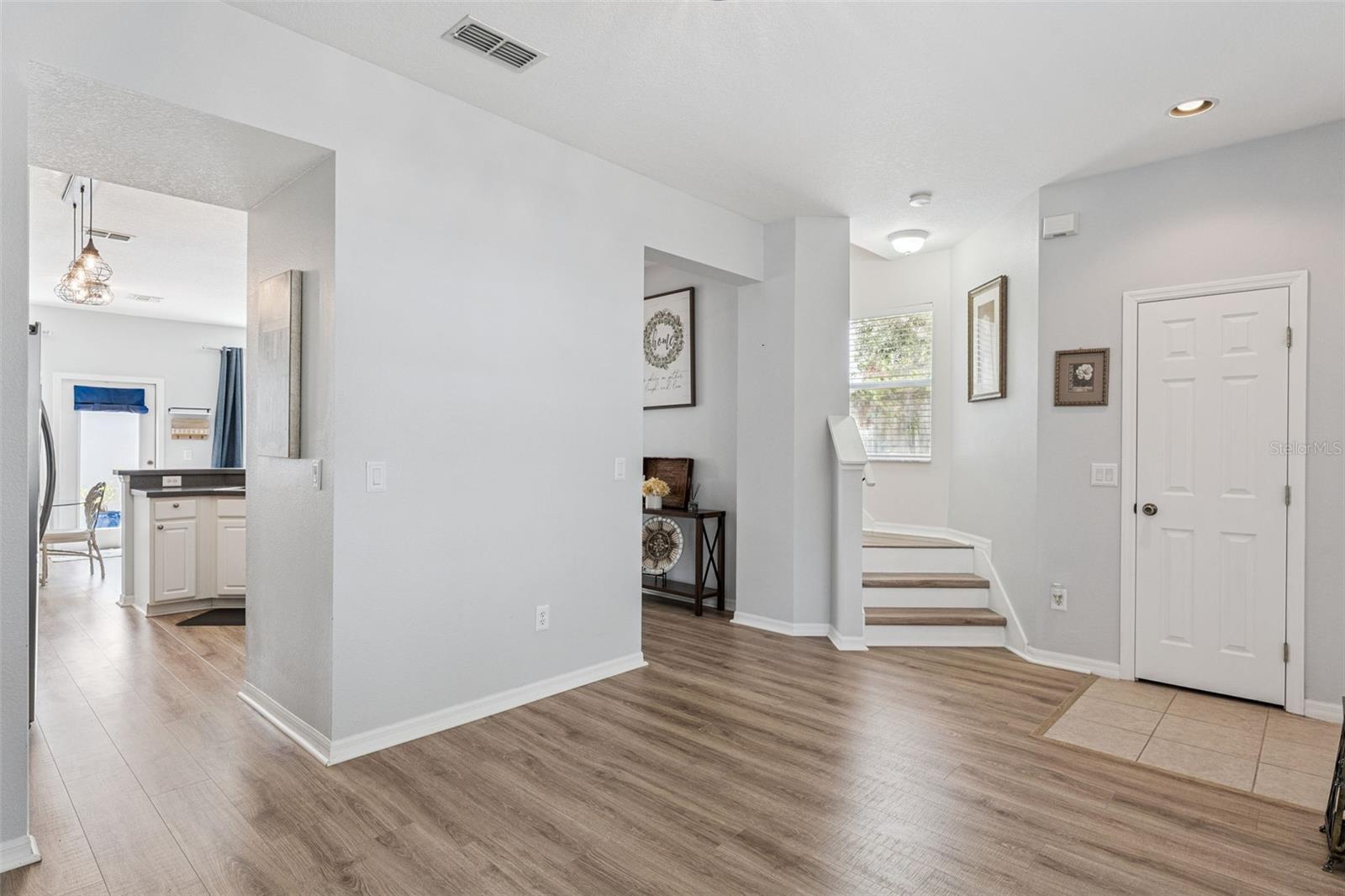 Image 4 of 45 For 12862 Langstaff Drive