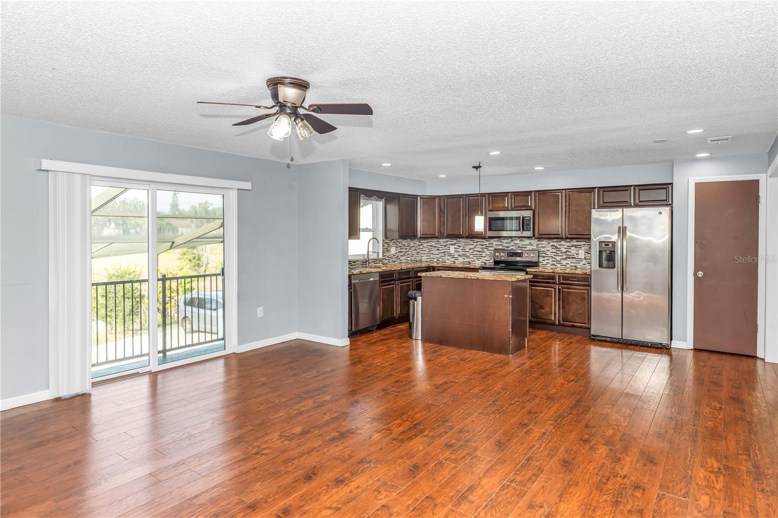 Image 11 of 41 For 8315 Village Green Road